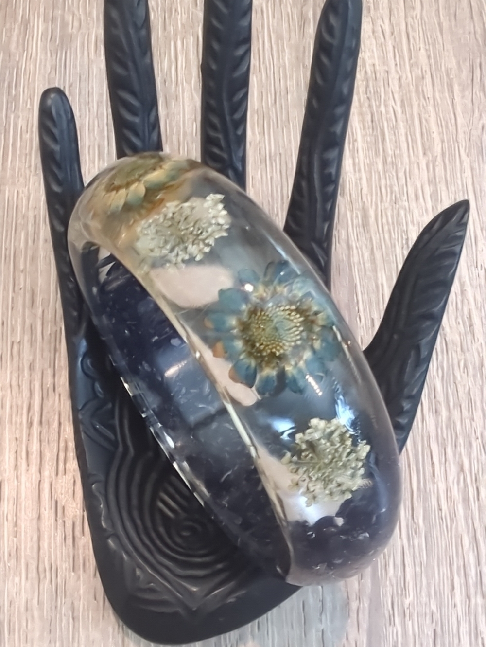 Boho Flower Glitter Resin Bangle Bracelet